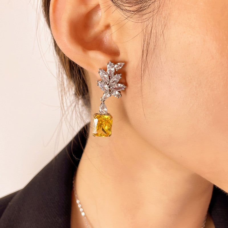 Designs & You Womens Yellow Contemporary Teardrop Earrings