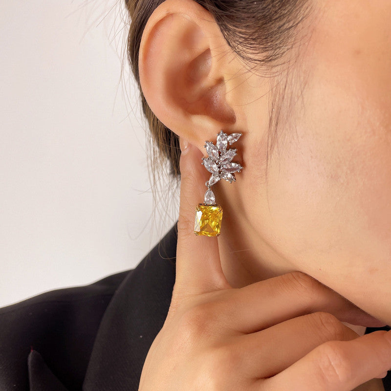 Designs & You Womens Yellow Contemporary Teardrop Earrings