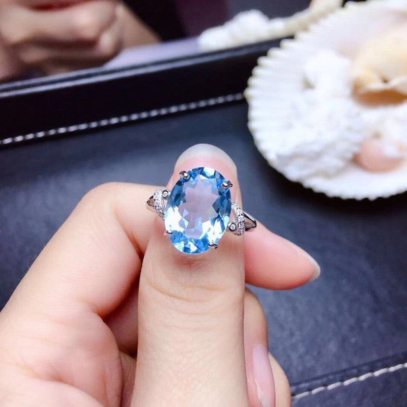 Silver Plated American Diamond Crushed Ice Cut Blue Oval Finger Ring