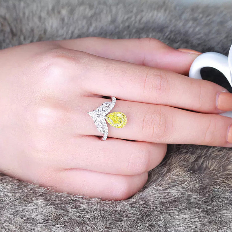 Silver Plated American Diamond Crushed Ice Cut Yellow Teardrop Finger Ring